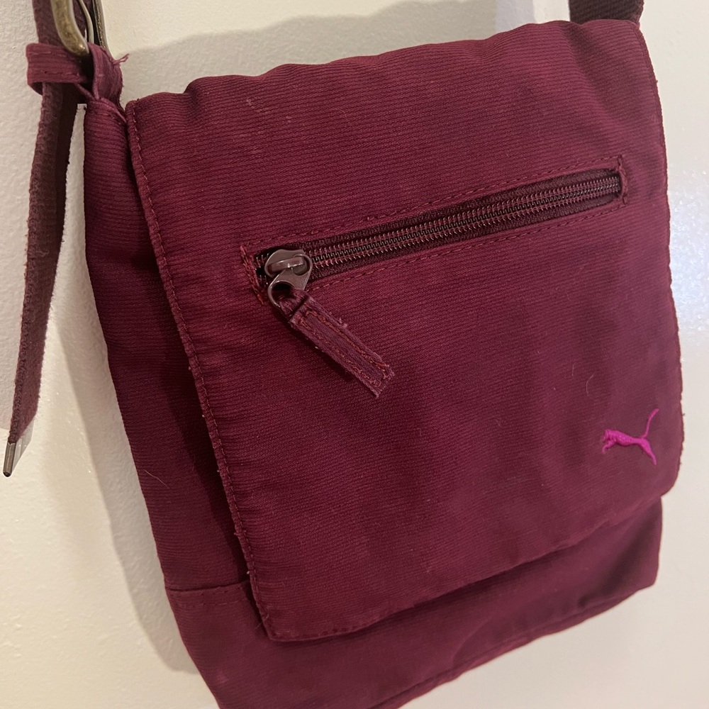 Puma Corduroy Maroon Crossbody Bag Floral Strap Buckle Zipper - Picture 4 of 11